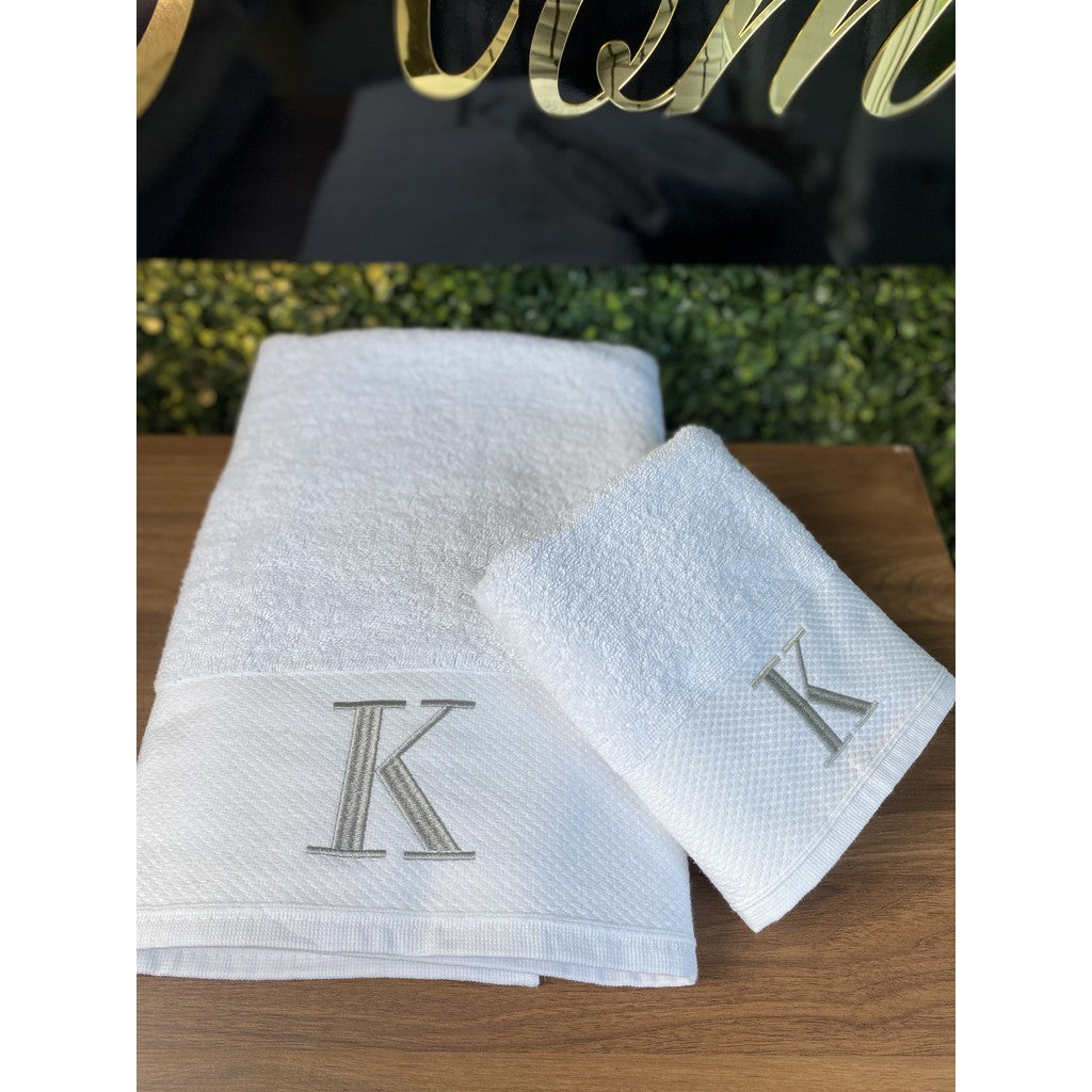 Jogo de Toalhas de Banho e Rosto Bordadas com Iniciais 100% Algodão Fio Penteado 540g