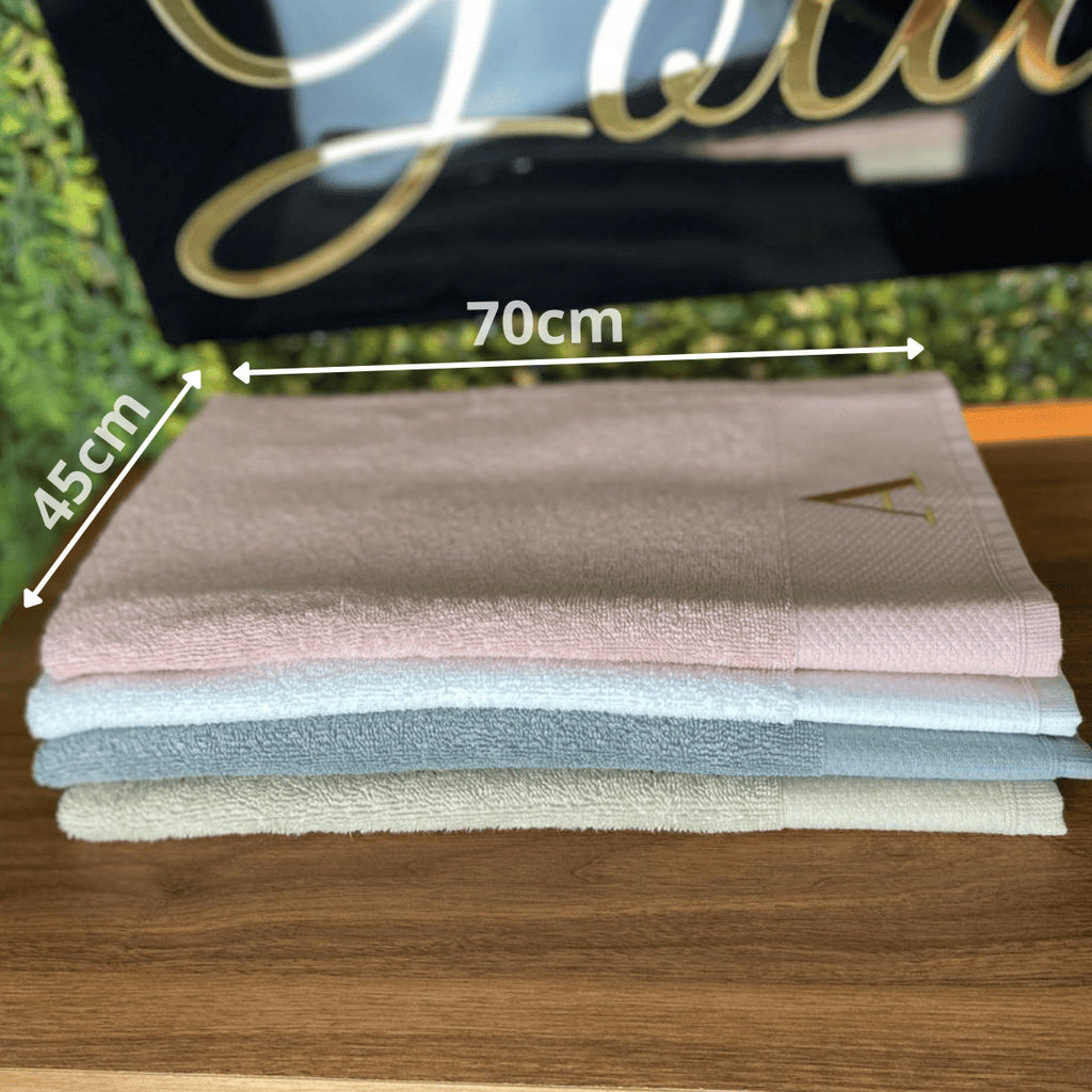 Toalhas de Rosto com Inicial 100% Algodão Fio Penteado 540g