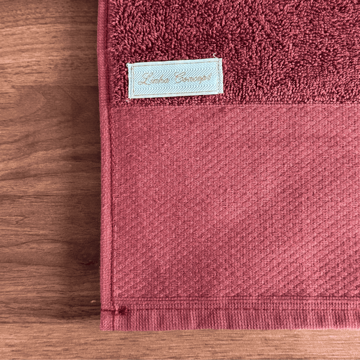 Kit 3 Peças de Toalha de Banho e Rosto Bordadas com Duas Iniciais – 100% Algodão Fio Penteado 540g