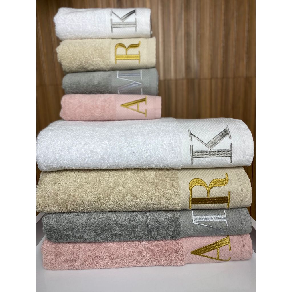 Jogo de Toalhas de Banho e Rosto Bordadas com Iniciais 100% Algodão Fio Penteado 540g